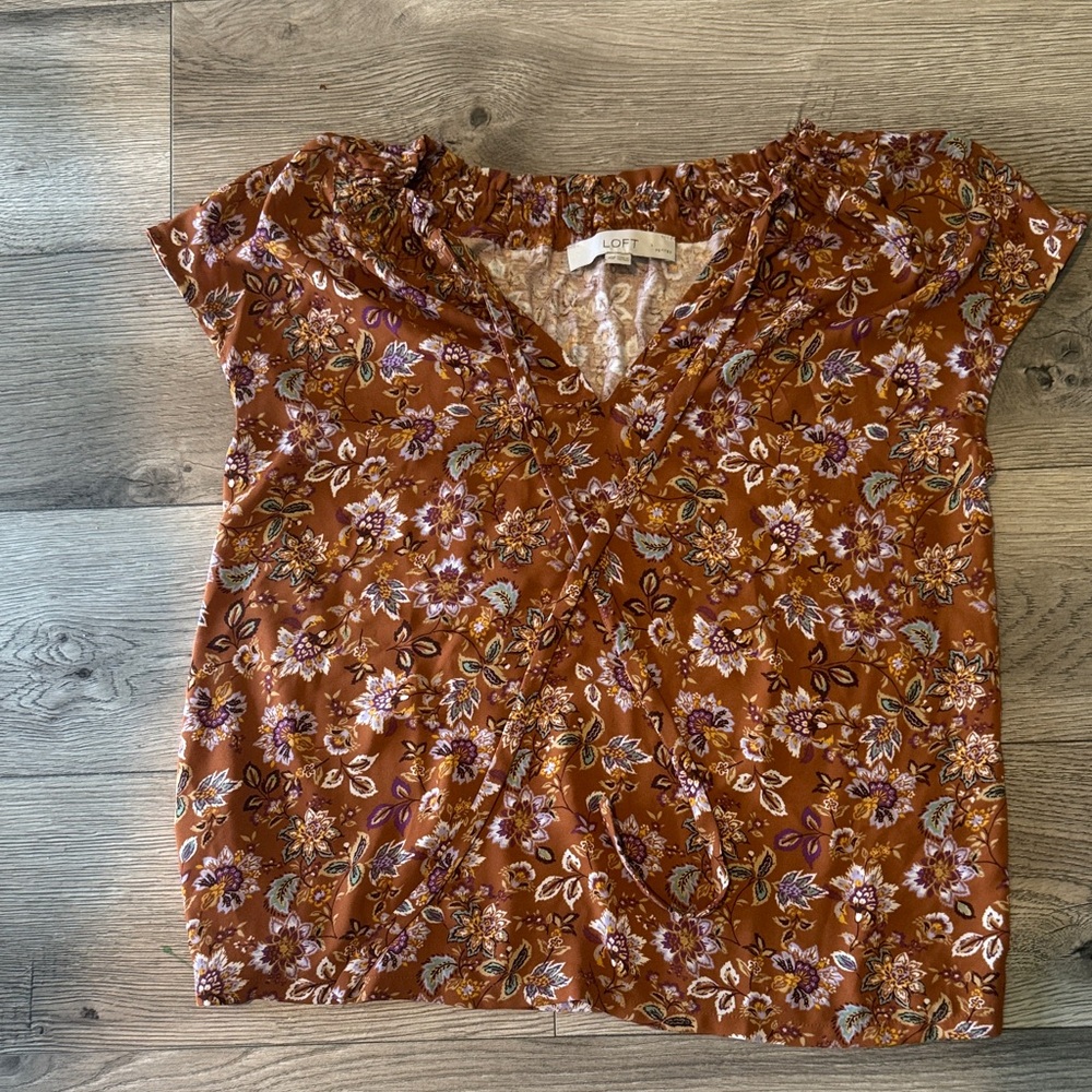 LOFT Women's Brown Floral Blouse